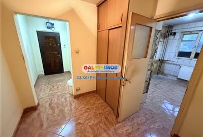 Apartament cu 3 camere semidecomandat în Vest - 2