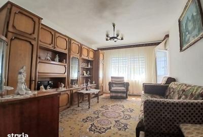 Apartament cu 3 camere decomandat în Micro 11 - 6