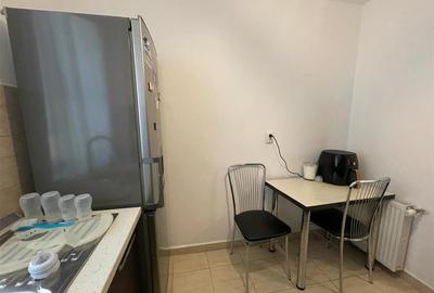 Apartament cu 2 camere decomandat în Nufărul - 9