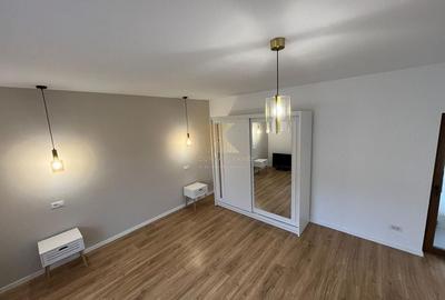 Casa cu 3 camere, curte proprie, renovata complet, Astra - 6