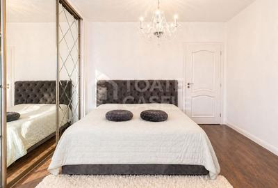 Apartament cu 3 camere decomandat, mobilat în Florești - 9