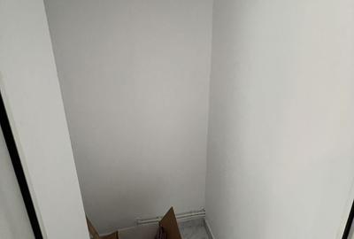 Garsonieră decomandată în Cristian - 8