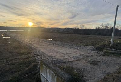 Teren de 652 mp, în Șimian - 2