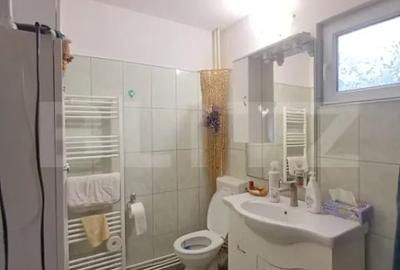 Casă cu 5 camere cu Teren 2800 Mp în Moldovenești - 10
