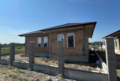 Casă cu 3 camere cu Teren 500 Mp în Burdea - 7