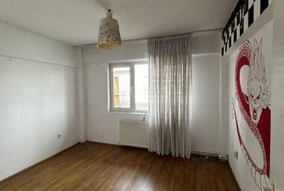 Apartament cu 3 camere decomandat în Narcisa - 6