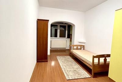 Apartament cu 3 camere în Central - 4