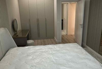 Apartament cu 3 camere decomandat în Văcăresti - 1