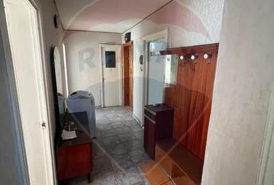 Apartament cu 3 camere decomandat în Central - 9