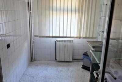 Spațiu comercial, de 51 mp, în Central
