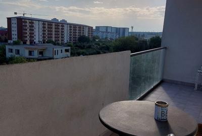 Apartament cu 2 camere decomandat în Runcu - 3
