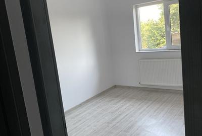 Apartament cu 3 camere în Central - 9