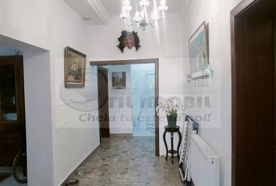 APARTAMENT ULTRACENTRAL , PIATA UNIRII, CUZA VODA 70 MP PLUS CURTE APARTAMENT ULTRACENTRAL , PIATA UNIRII, CUZA VODA 70 MP PLUS CURTE - 35