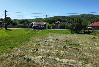 Teren Construcții intravilan de 1052 mp, în 1 Mai - 7