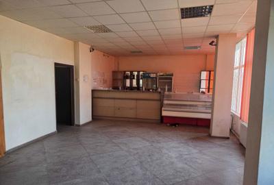 Spațiu comercial, de 140 mp, în Central - 2