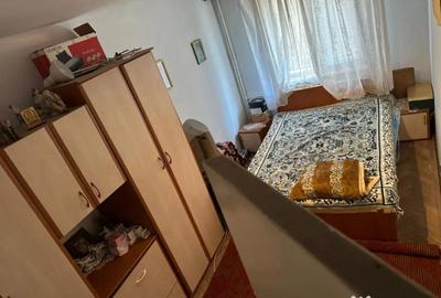 Apartament cu 3 camere semidecomandat, mobilat în Groapa - 3
