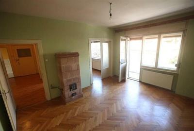 Regim vila, 3 camere, decomandate, terasa si balcon, Centru Civic, Brasov - 2