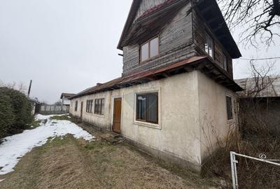 Casă cu 4 camere cu Teren 13000 Mp în Țifești - 2