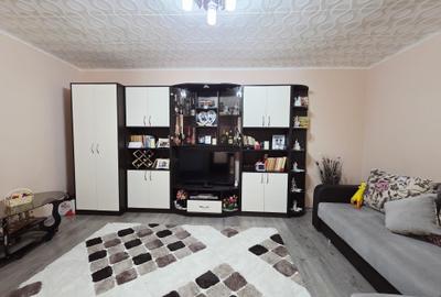 Casă cu 3 camere cu Canalizare în Smârdan - 1