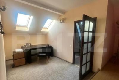 Casă cu 9 camere cu Teren 400 Mp în P-ța Sfântul Ștefan - 2