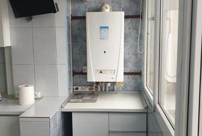 Apartament cu 2 camere decomandat în Micro 19 - 3