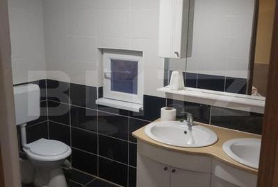 Spațiu comercial, de 550 mp, în Central - 11