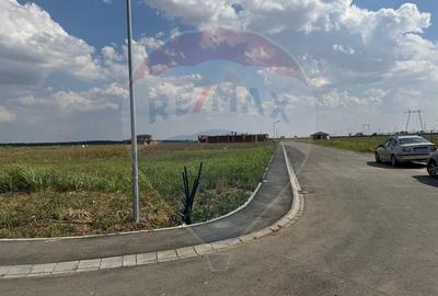 Teren intravilan de 435 m2 cu utilitati - gata pentru constructie! - 2