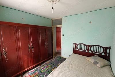 Apartament cu 3 camere decomandat în Central - 1