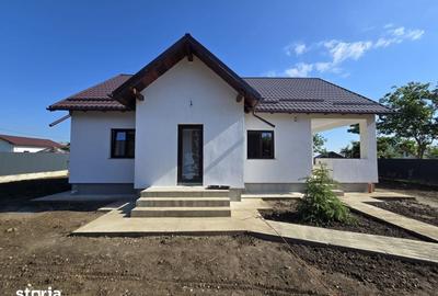Casă cu 3 camere cu Teren 590 Mp în Sărata - 6