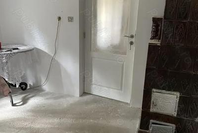 Casă cu 3 camere în Alexeni - 5
