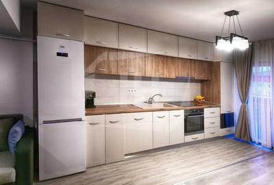 Apartament cu 3 camere semidecomandat, mobilat în Dâmbul Rotund