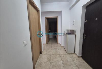 Royal Imobiliare - Vanzare apartament 3 camere zona 9 Mai - 9