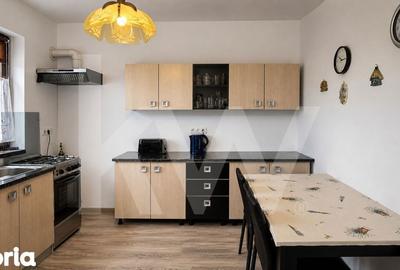 Casă cu 4 camere cu Teren 263 Mp în Central - 2