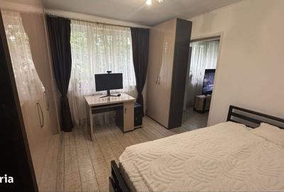 Apartament cu 3 camere decomandat în Rovine - 3