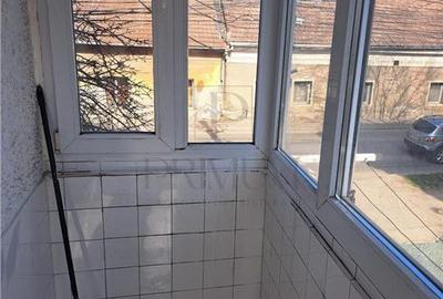 Apartament cu 3 camere decomandat, mobilat în Lipovei - 11