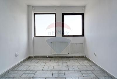 Birou, de 280 mp, în Bartolomeu - 12