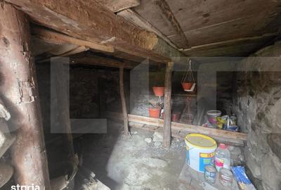 Casă cu 2 camere cu Teren 1554 Mp în Central - 4