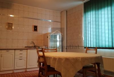 Proprietate deosebita in Targu Neamt - posibiltate transformare pensiune - 4