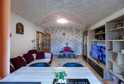 Apartament de vanzare cu 4 camere decomandat, Aleea Ghioceilor - 2
