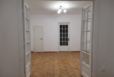 Apartament cu 4 camere în Universitate - 10