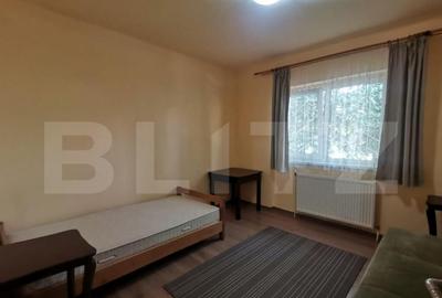 Apartament 2 camere, decomandat, zona Soarelui