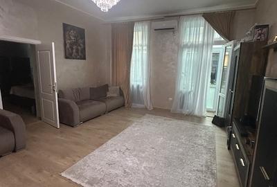 Centrul Vechi Covaci ap 3 camere mobilat utilat complet renovat - 1