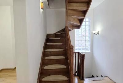 Birou, de 150 mp, în Unirii - 12