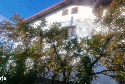 Casă cu 4 camere în Piatra - 16