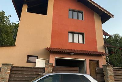 Casă cu 4 camere în Central - 4