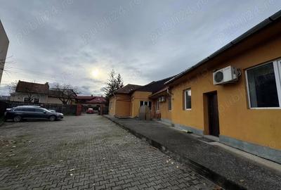 Casă cu 5 camere în Central - 13