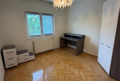 Apartament cu 3 camere semidecomandat în Complex Studențesc - 8
