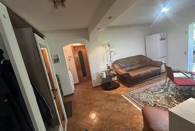 Mobilat și utilat cu 2 balcoane, modificat ?n 3 camere, aproape de Pia&#539 - 3