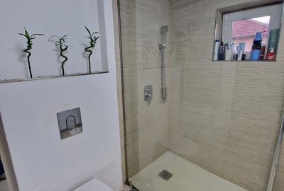 Apartament cu 4 camere nedecomandat în Central - 4