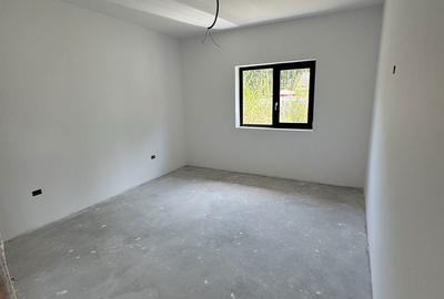 Casă cu 3 camere în Bujoreni - 5